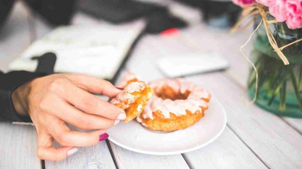 sindrome premestruale voglia di dolci