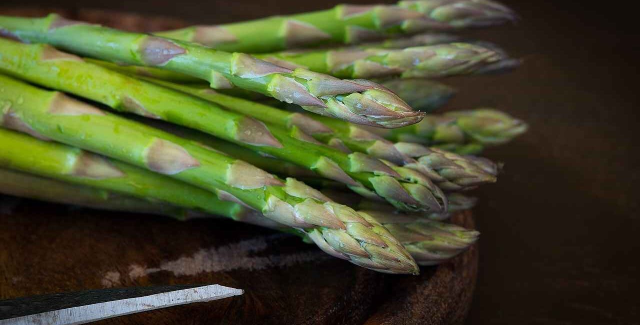 come-pulire-gli-asparagi-Pezibear